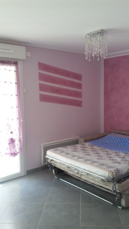 Appartement Lilla By Connexion ม็องตง ภายนอก รูปภาพ