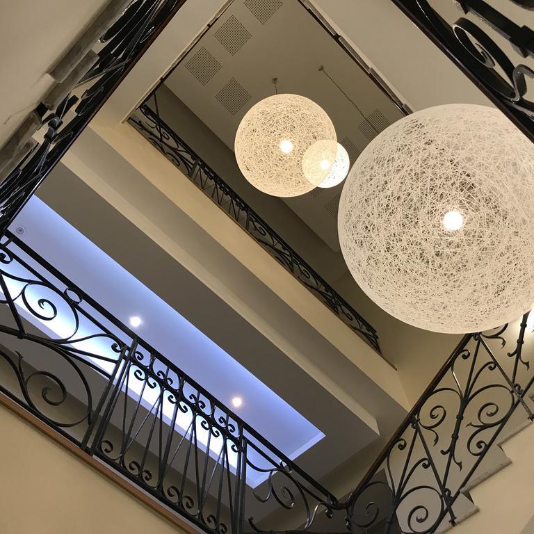 Appartement Lilla By Connexion ม็องตง ภายนอก รูปภาพ